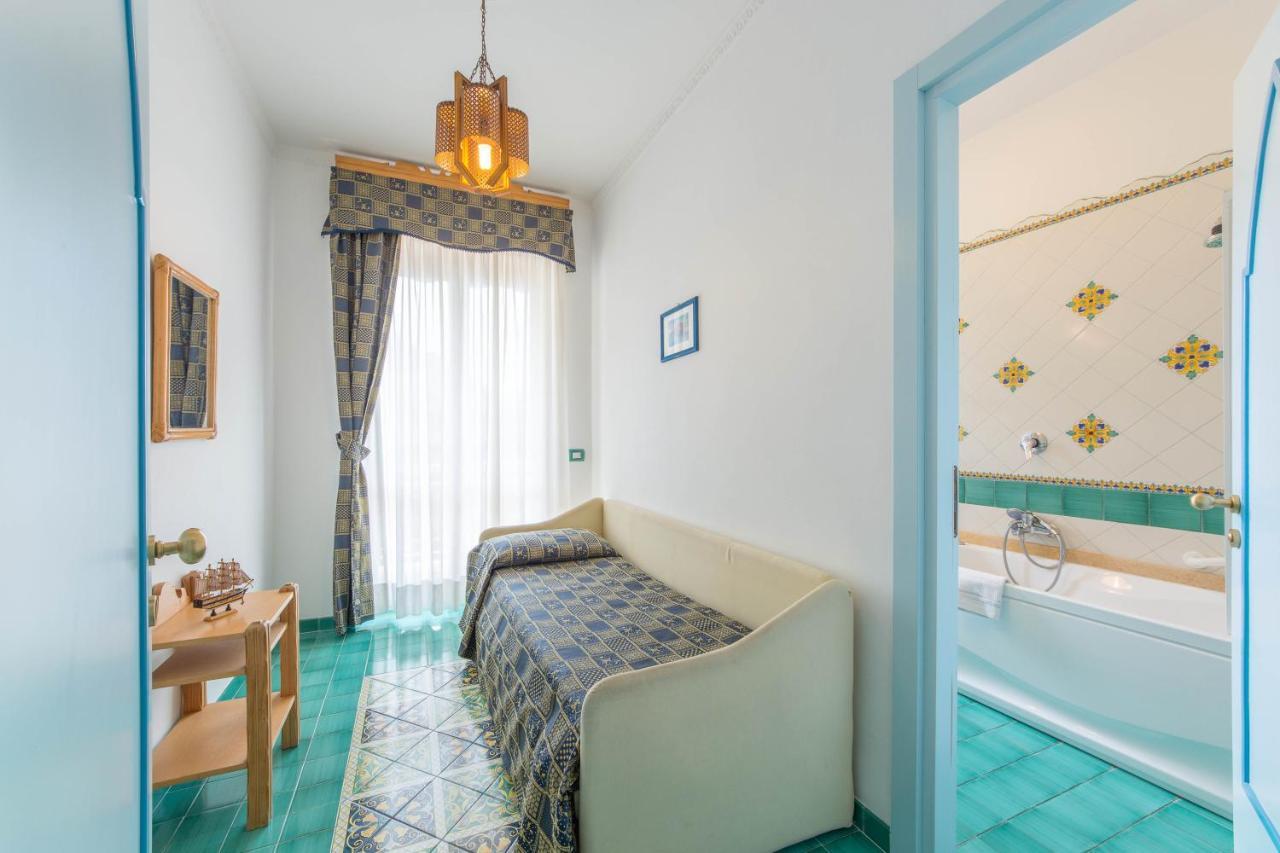 Riviera B&B Rooms Maiori Εξωτερικό φωτογραφία